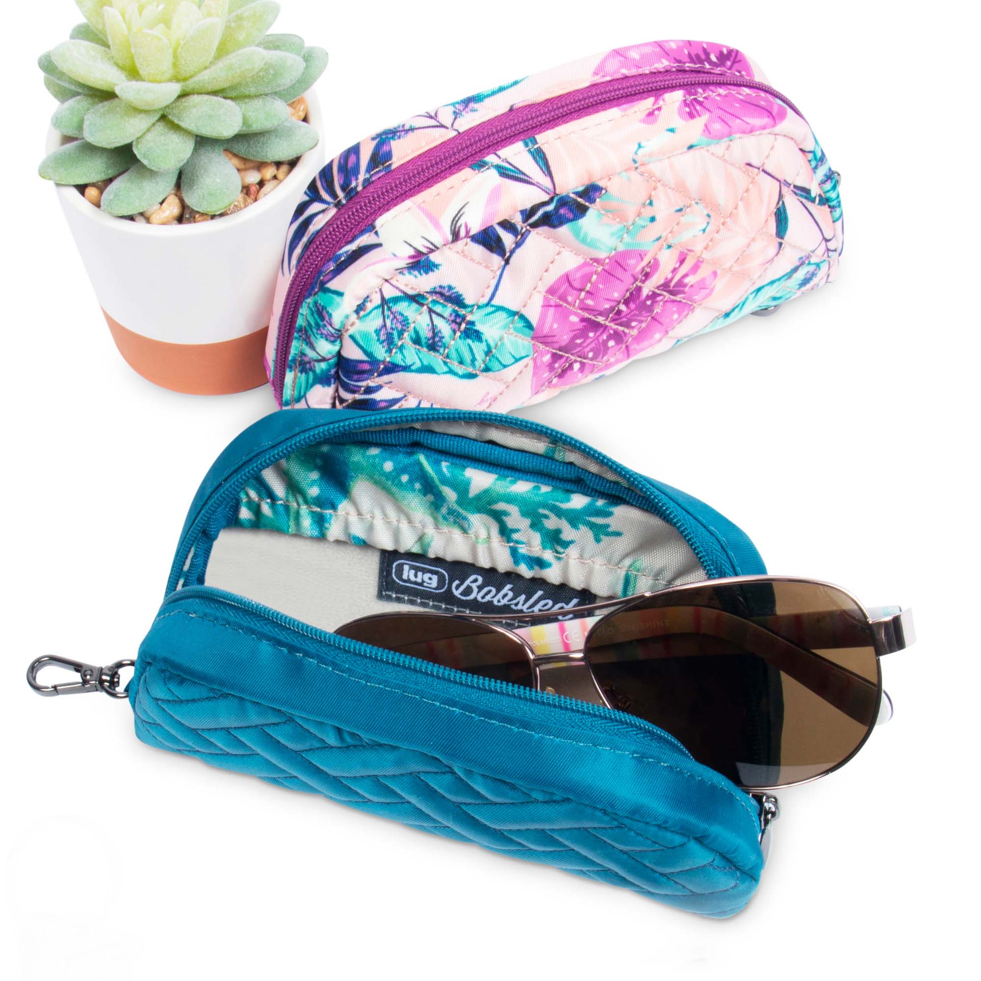 Bobsled Eyeglass Case - AZALEA PINK - Bobsled_Lifestyle_Nover